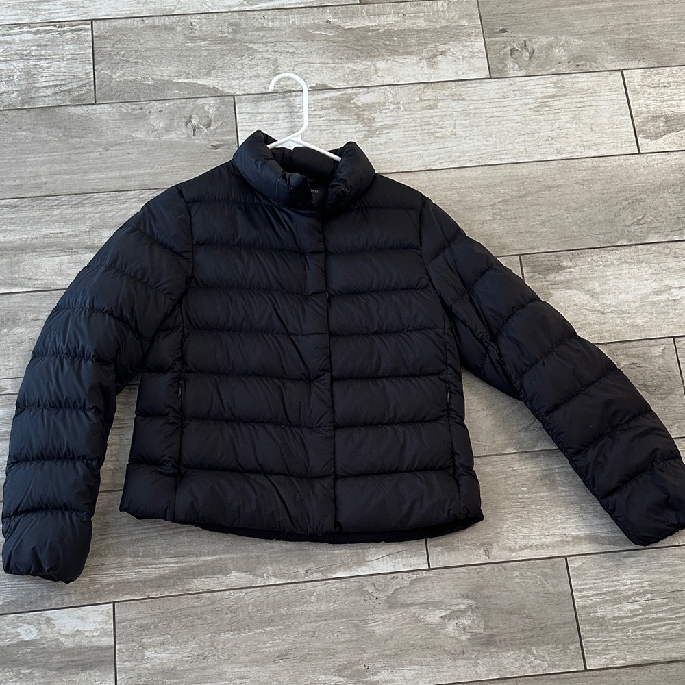 Uniqlo Black Puffer Jacket